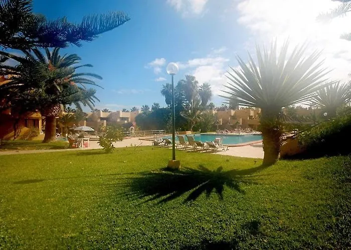 Atlantic Garden Mate * كوراليهو